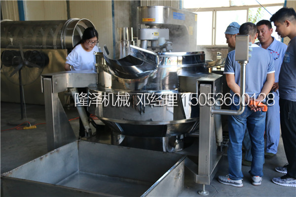 全自動電磁攪拌炒藥機仿人工翻炒試機(jī)現場