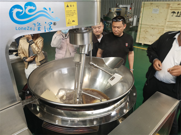 醬（jiàng）料（liào）炒鍋（guō）